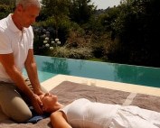 massage à domicile ambiance spa cannes