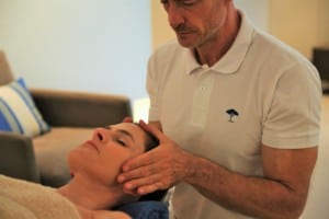 relax massage at home valbonne