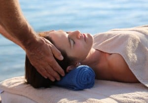 massage women cannes